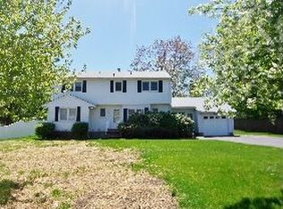 13 Garden Pl, Pompton Plains, NJ 07444
