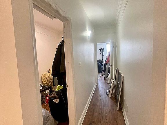 4th image of 3089 44th St APT 2R