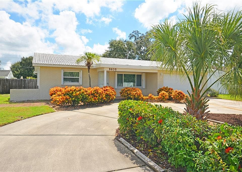 1st image of 9835 Antilles Dr