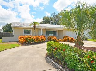 9835 Antilles Dr, Seminole, FL 33776