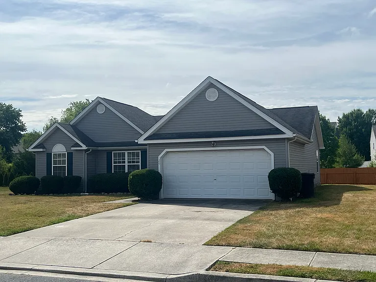 20 Anchor Ln — Photo 3