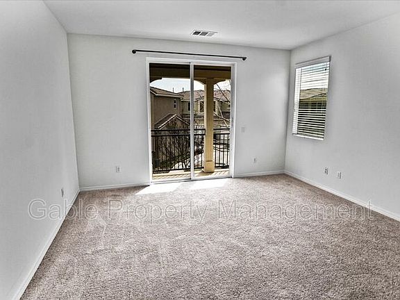 5th image of 28819 Calle De La Paz Dr