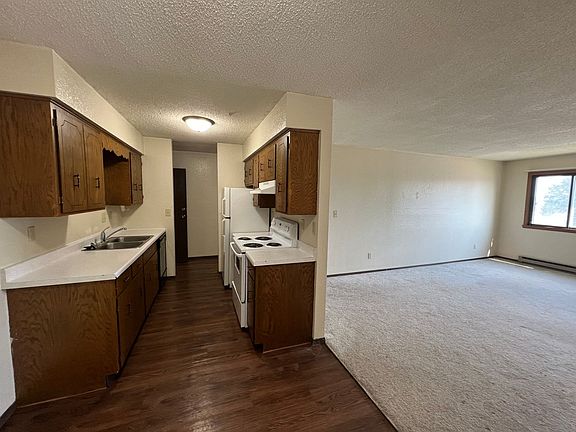 2nd image of 1102 Westrac Dr S #303