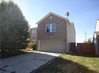 2122 Bridlewood Dr, Franklin, IN 46131