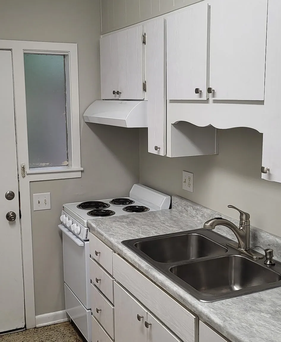 1 bed, 700 sqft, $1,145 — Photo 2