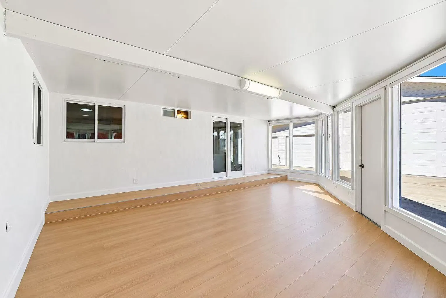 3 bed, 1531 sqft, $6,000 — Photo 4