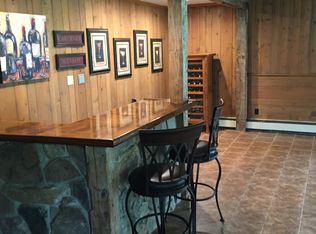 33150 Jackson Rd, Moreland Hills, OH 44022