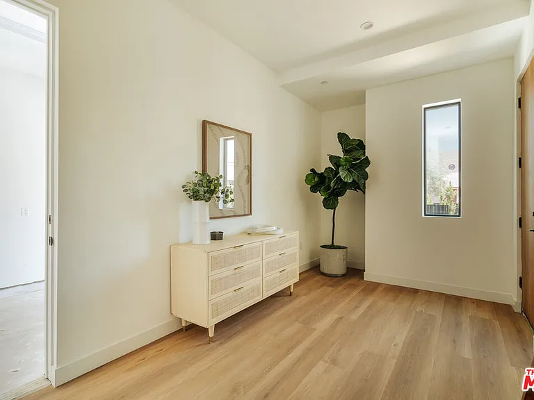 1343 S Ogden Dr #1/2 — Photo 13