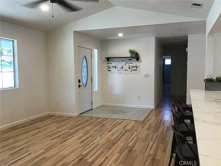 1480 Godell St — Photo 5
