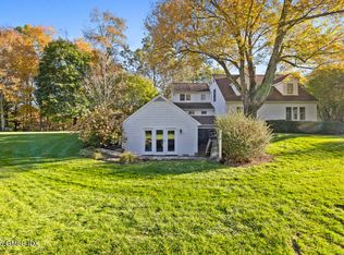 145 Porchuck Rd, Greenwich, CT 06831