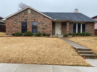 6 Kean Cir, The Colony, TX 75056