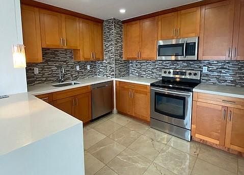 2nd image of 11111 Biscayne Blvd #20C