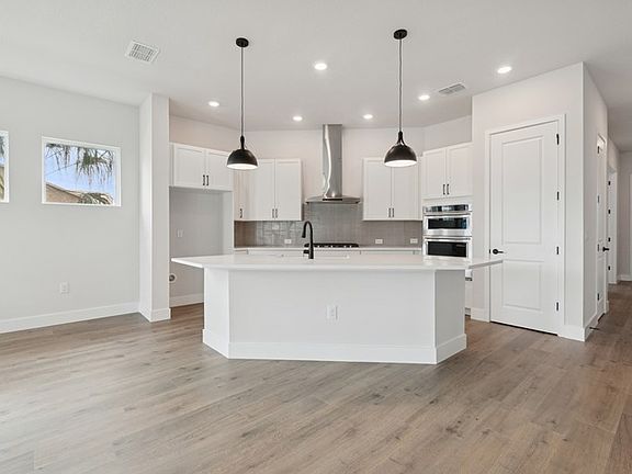 The Cecelia - Kitchen