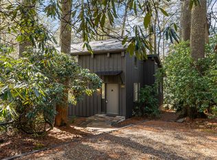 1884 Dillard Road, Highlands, NC 28741