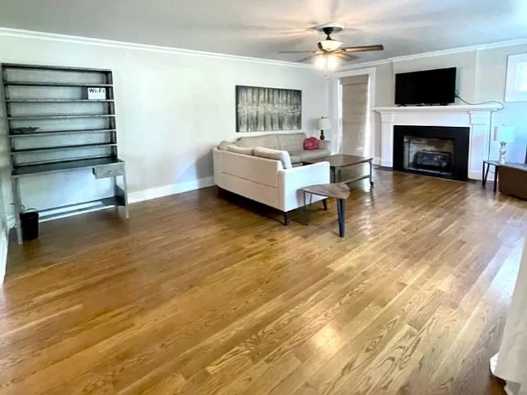 1125 W Matthews Ave — Photo 11