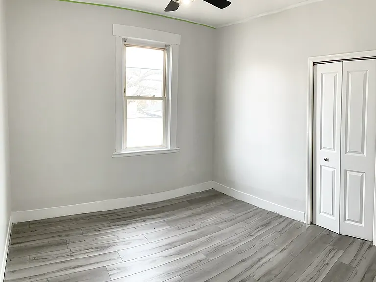 100 Dewey St #2 — Photo 5