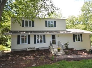 755 W Shore Trl, Sparta, NJ 07871