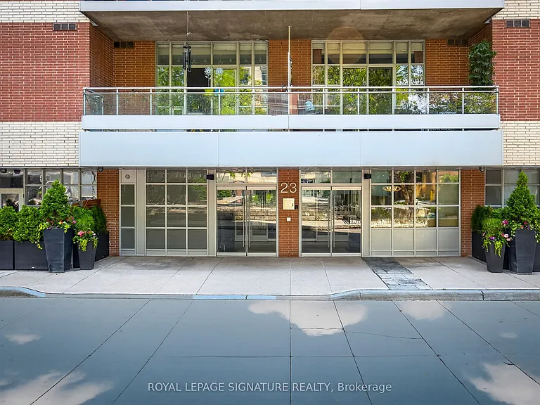 23 Brant St #213 — Photo 3