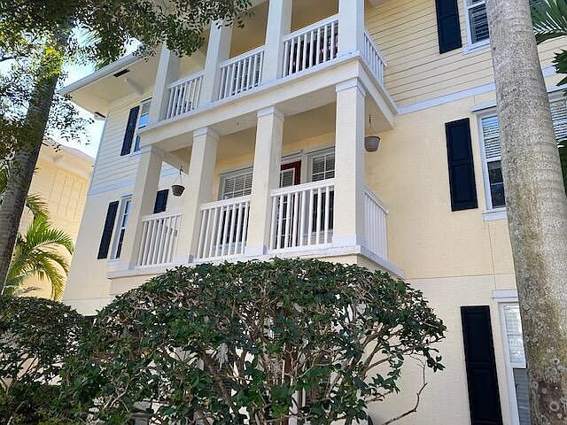 1st image of 224 Murcia Dr APT 208