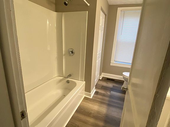 5th image of 314 Goodman Ct