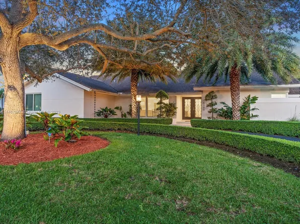 16309 SW 77th Ct, Palmetto Bay, FL 33157