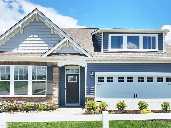 8050 Troxell Ct, Breinigsville, PA 18031