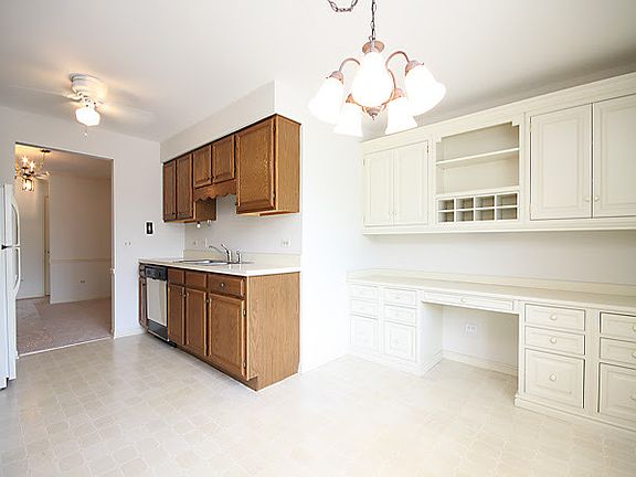 2nd image of 322 Park Ave APT 3B