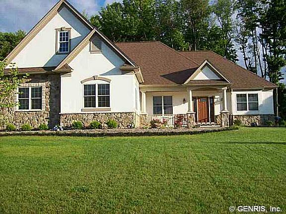 2nd image of 257 Gallant Fox Ln