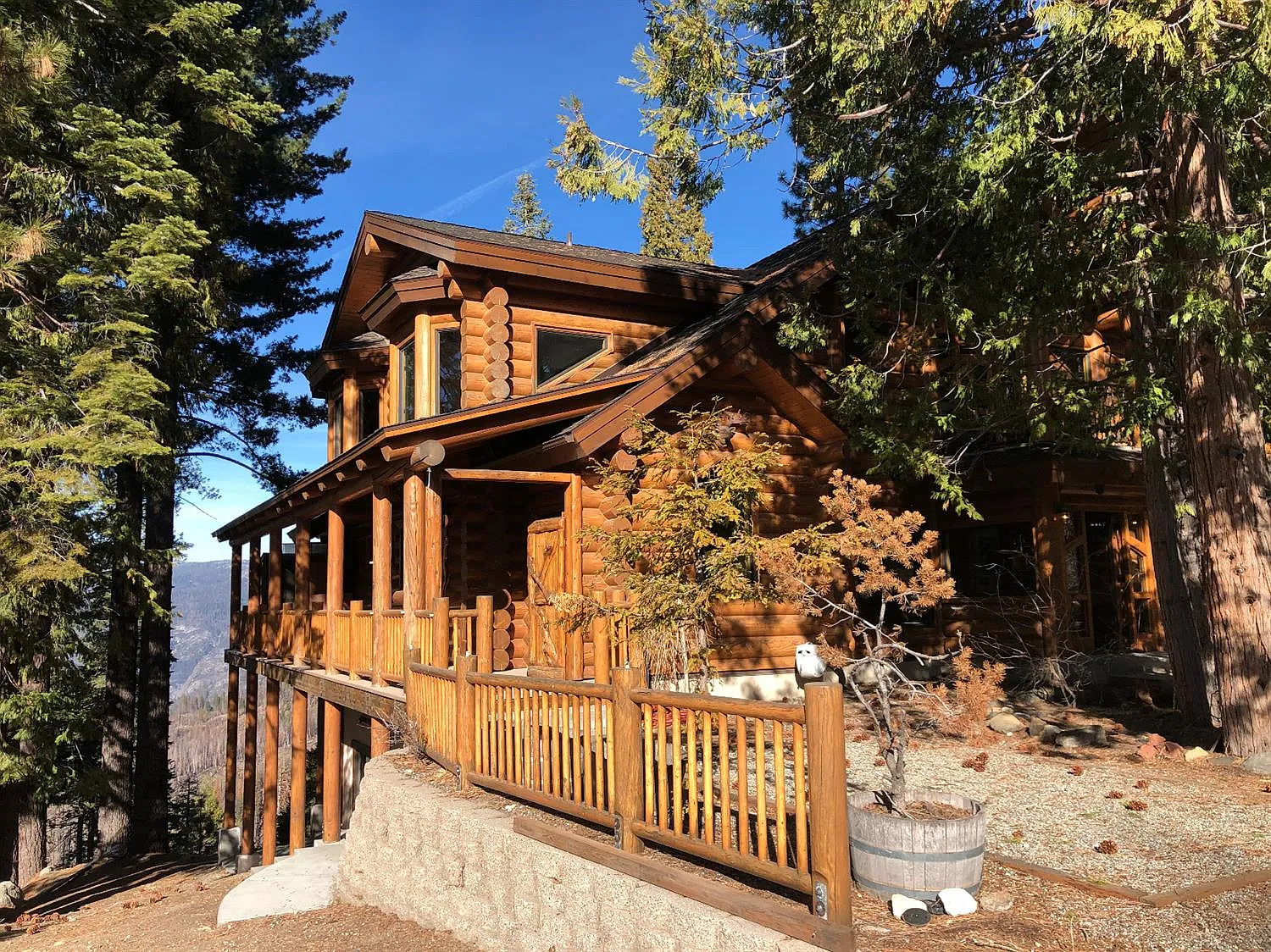 7305 Yosemite Park Way photo 1