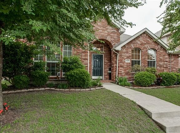 2nd image of 5917 Blue Spruce Ln