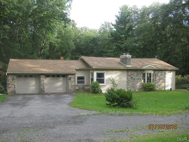 1st image of 313 E White Bear Dr