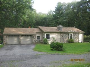 313 E White Bear Dr, Summit Hill, PA 18250