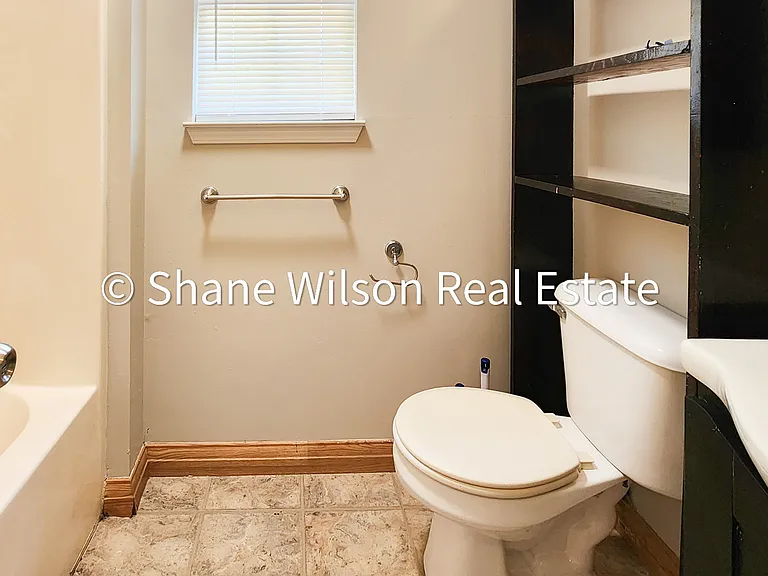 162 Shawn Ln — Photo 11