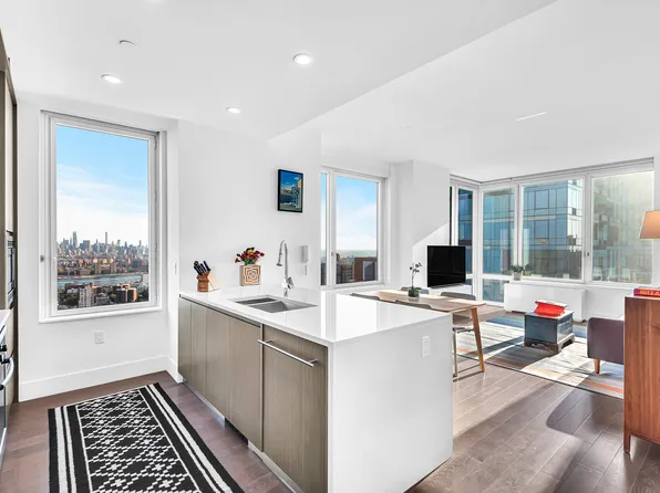 388 Bridge Street image 1 of 23