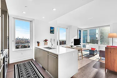 388 Bridge Street, #35G