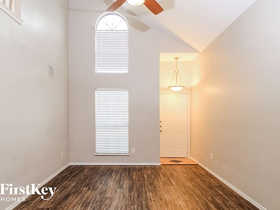 4th image of 1711 Highgate Pl
