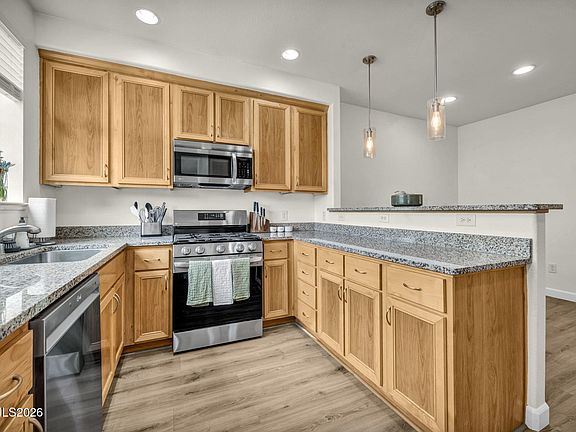 4th image of 4822 Bougainvillea Dr