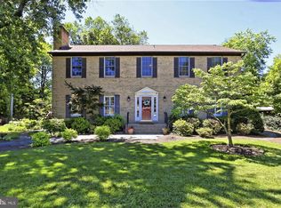 5422 Seminary Rd, Alexandria, VA 22311