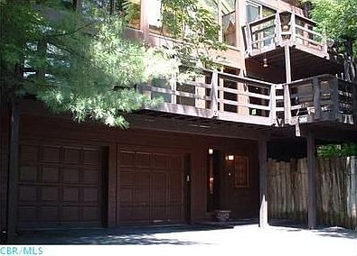 2nd image of 386 Hickory Ln