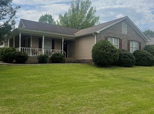 130 Hunters Run Cir NW, Cleveland, TN 37312