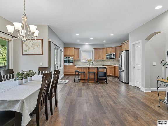 4th image of 2070 Stillwater Dr