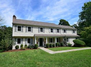 101 Soundview Ln, New Canaan, CT 06840