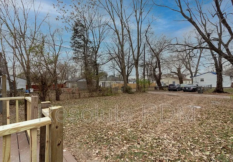 1920 Sugar Grove Ave — Photo 28
