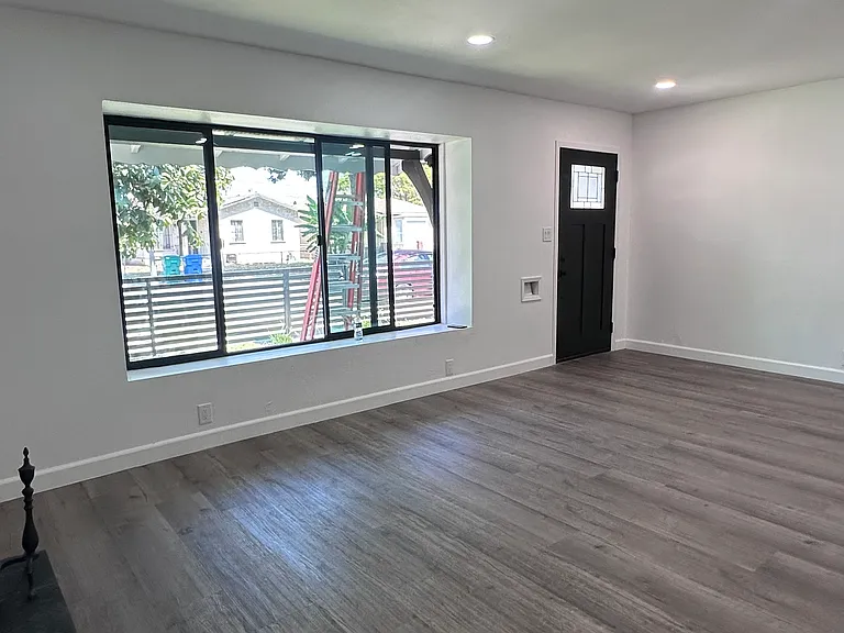 6007 Linden Ave — Photo 8
