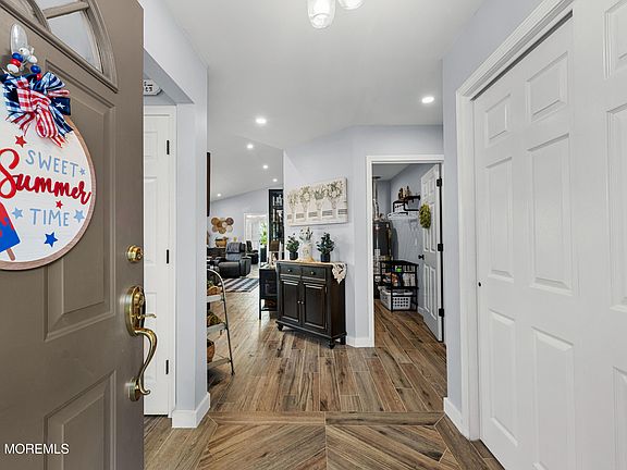 2nd image of 2745 Dalton Lane