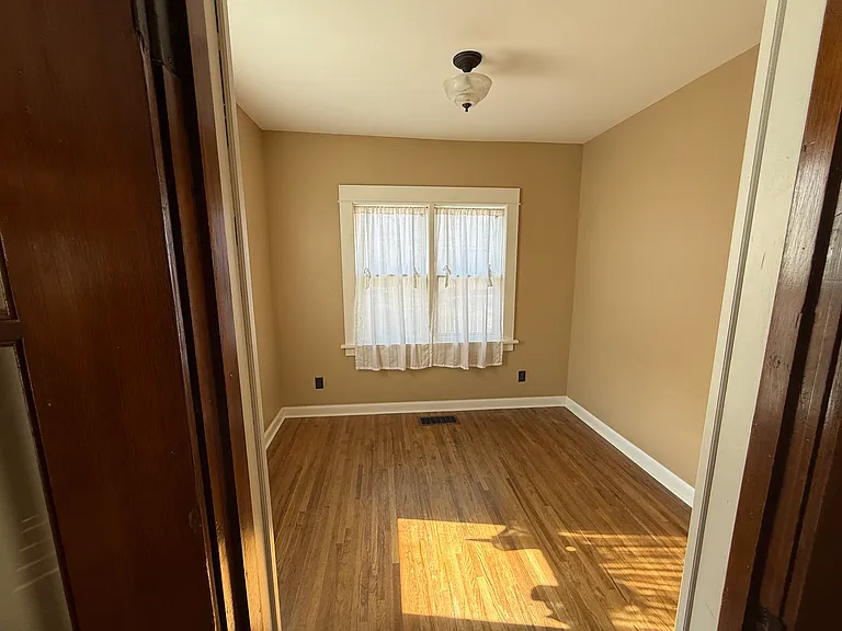 114 N Summit Ave #114B — Photo 8