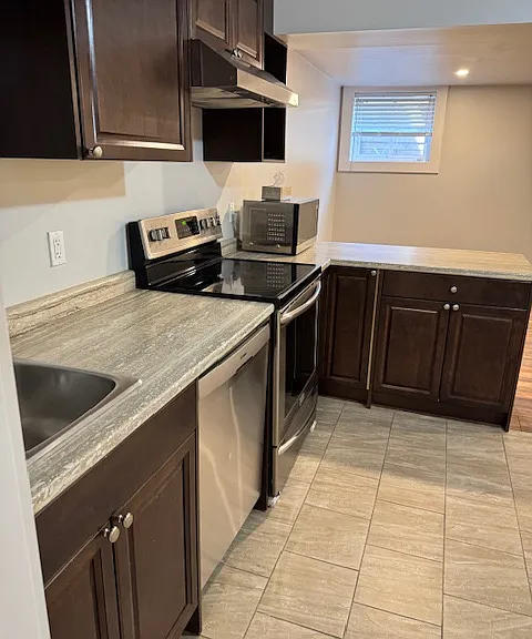 113 Cornerbrook Cres #2 — Photo 5