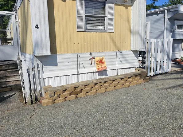305-305 Turnpike St #4, South Easton, MA 02375