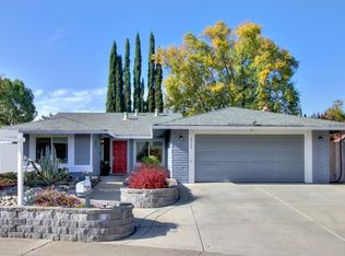 8708 Via Media Way, Elk Grove, CA 95624