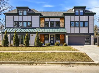 6802 Church St, Morton Grove, IL 60053